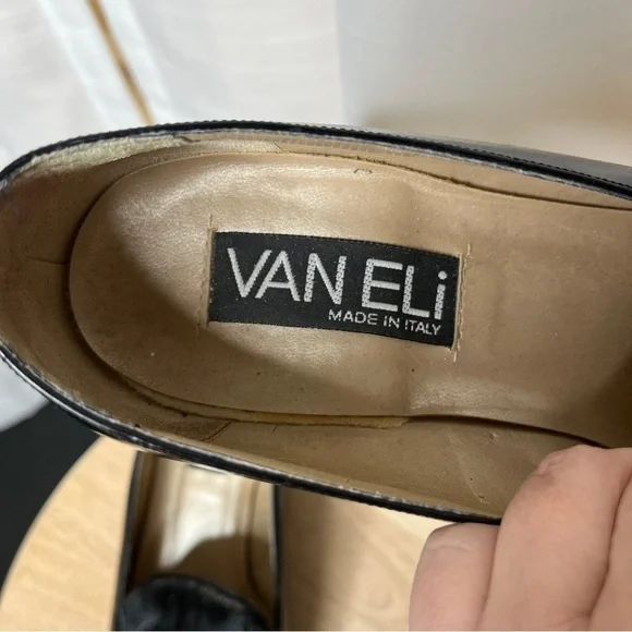 Vintage vaneli black fur embellished shoes - Picture 4 of 10